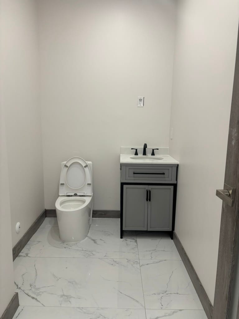 12760-12890 Biscayne Blvd, North Miami, FL à louer Photo intérieure– Image 1 sur 7