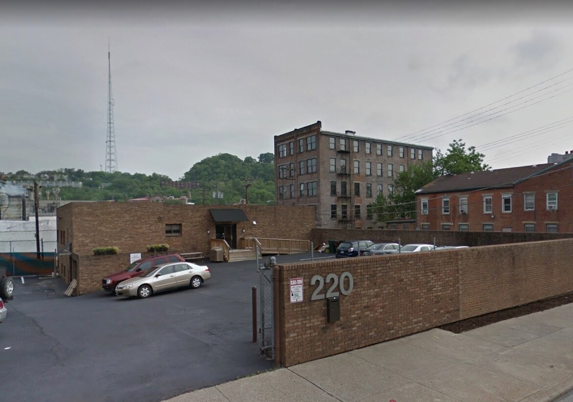 220 Findlay St, Cincinnati, OH à vendre Photo principale– Image 1 sur 30