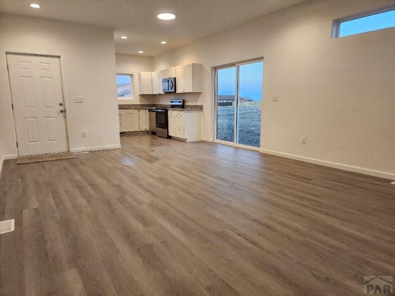 710-712 E Hahns Peak Ave, Pueblo West, CO à vendre - Photo intérieure – Image 3 sur 15