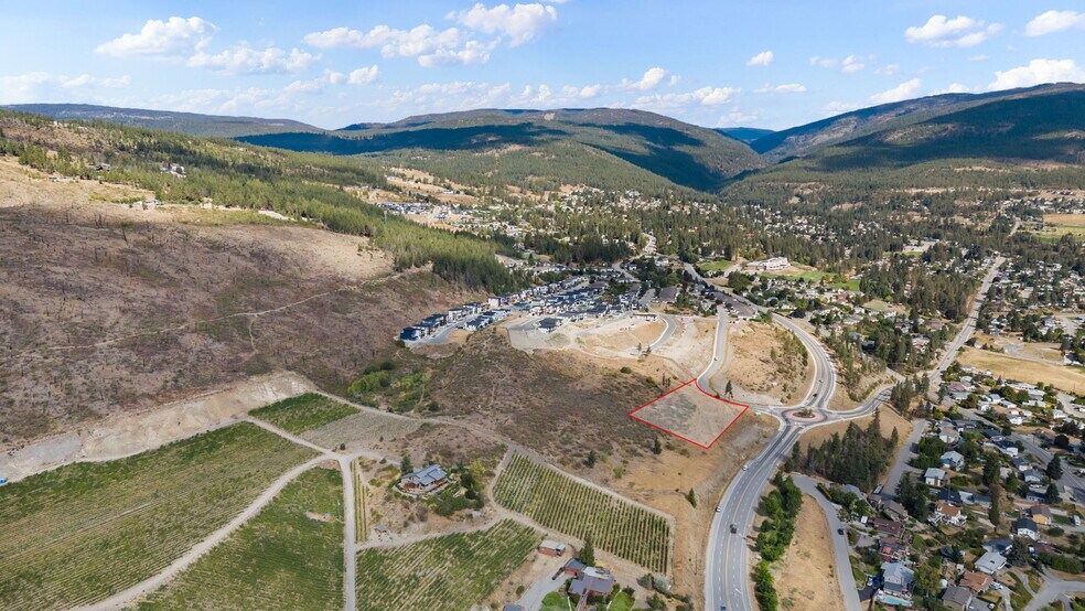 Morningside Dr, West Kelowna, BC à vendre - Photo de l’immeuble – Image 2 sur 6