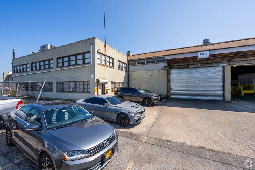 9 29th St, Brooklyn, NY à louer - Photo de l’immeuble – Image 1 sur 9
