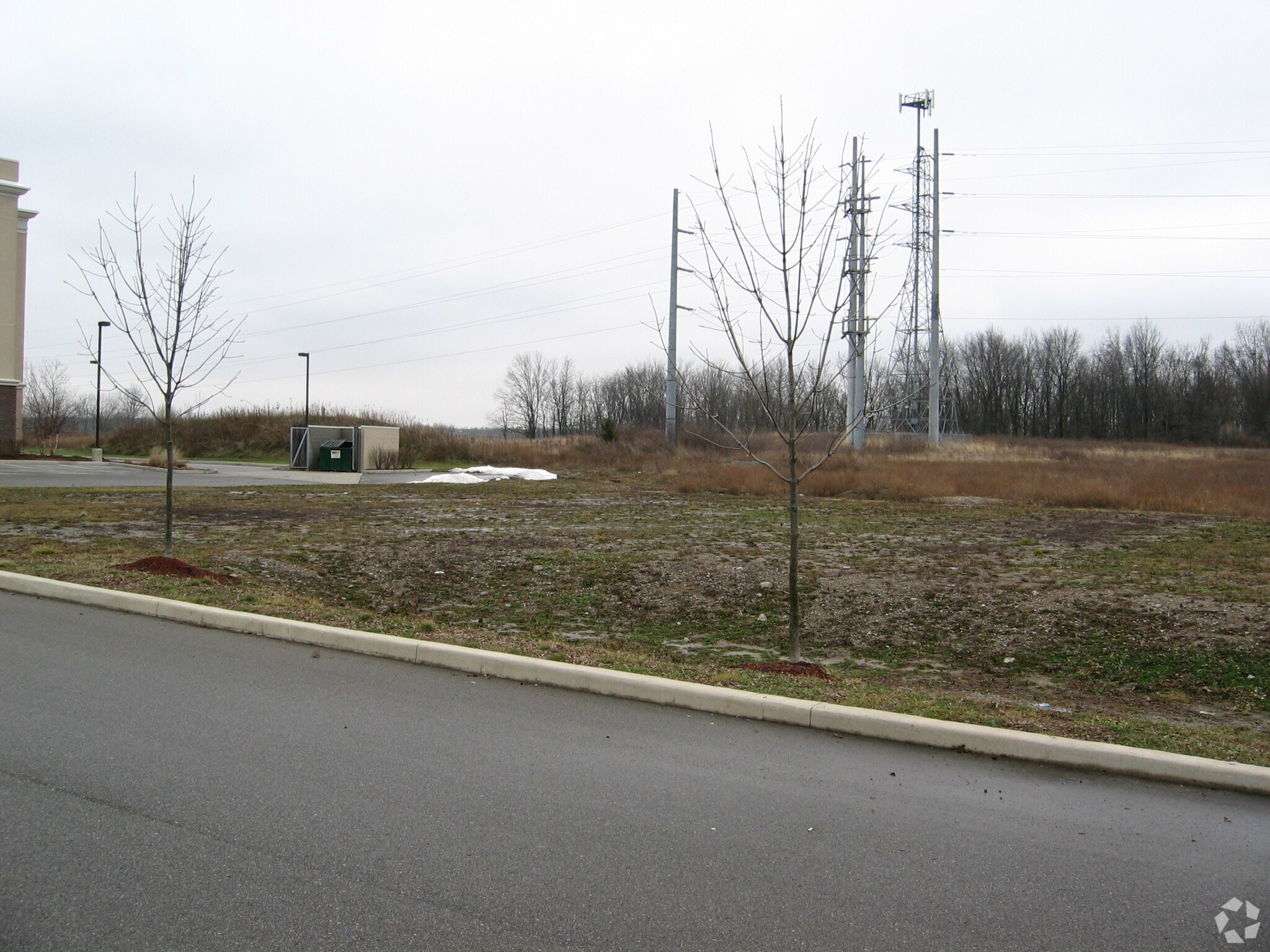 6000 Ellison Rd, Fort Wayne, IN à vendre Photo principale– Image 1 sur 5