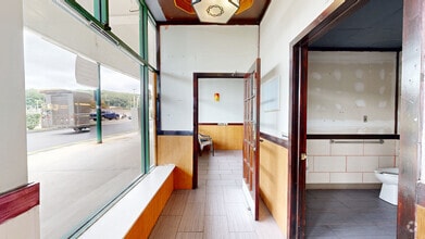 799 New Haven Rd, Naugatuck, CT à louer Numérisation 3D Matterport– Image 1 sur 4