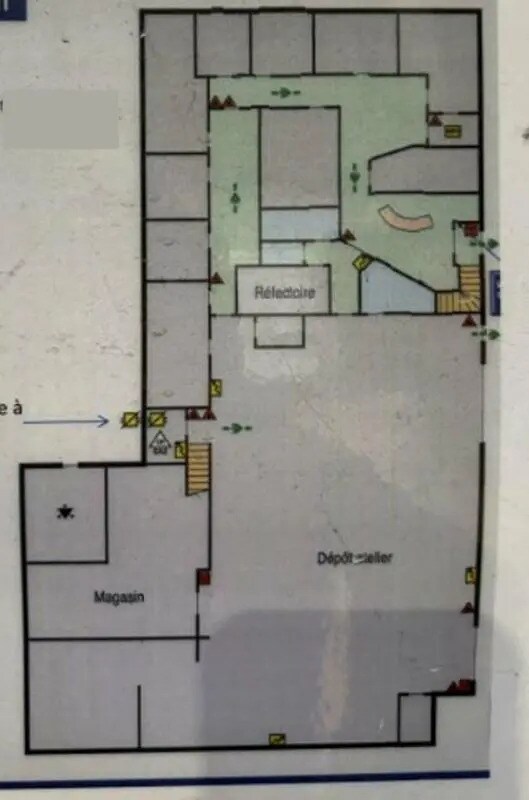 25 Rue Du 35Eme Regiment D'Aviation, Bron à louer Plan d’étage– Image 1 sur 8