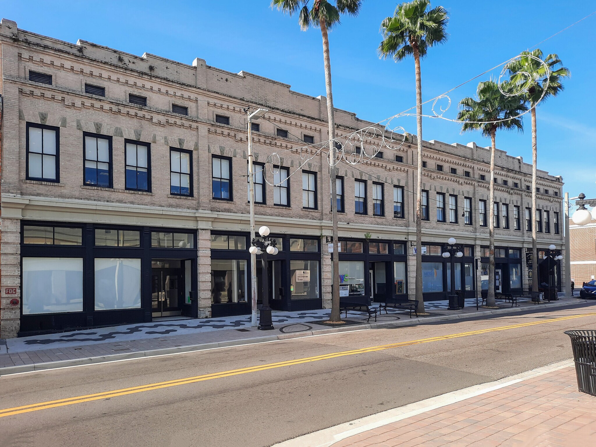 1315 E 7th Ave, Tampa, FL à louer Photo principale– Image 1 sur 8