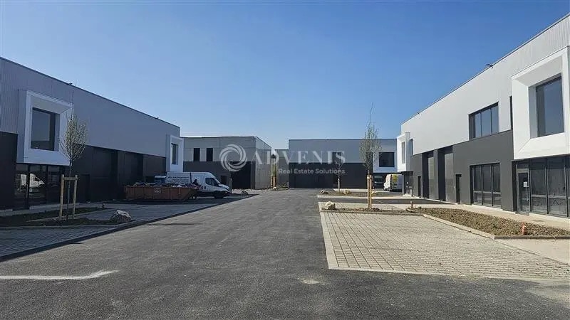 Industriel/Logistique dans Quesnoy-sur-Deûle à louer - Photo de l’immeuble – Image 2 sur 10