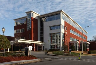 Plus de détails pour 1100 Northside Forsyth Dr, Cumming, GA - Bureau/Médical à louer