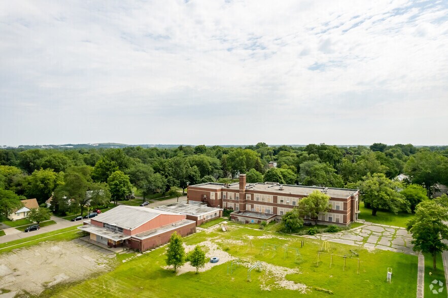 1033 Barkell St, Pontiac, MI à vendre - Aérien – Image 2 sur 23