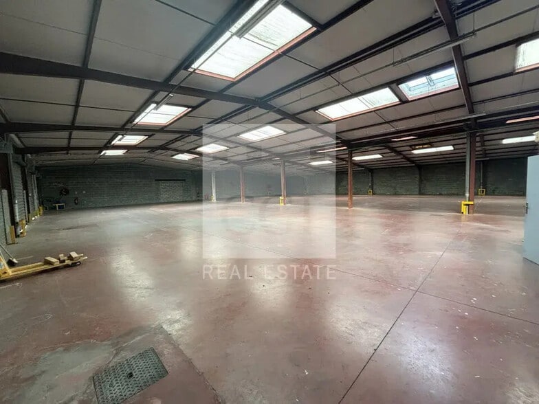 Local d’activités dans Corbas à louer - Photo intérieure – Image 2 sur 17