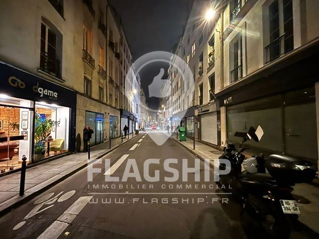 Local commercial dans Paris à louer - Photo de l’immeuble – Image 1 sur 4