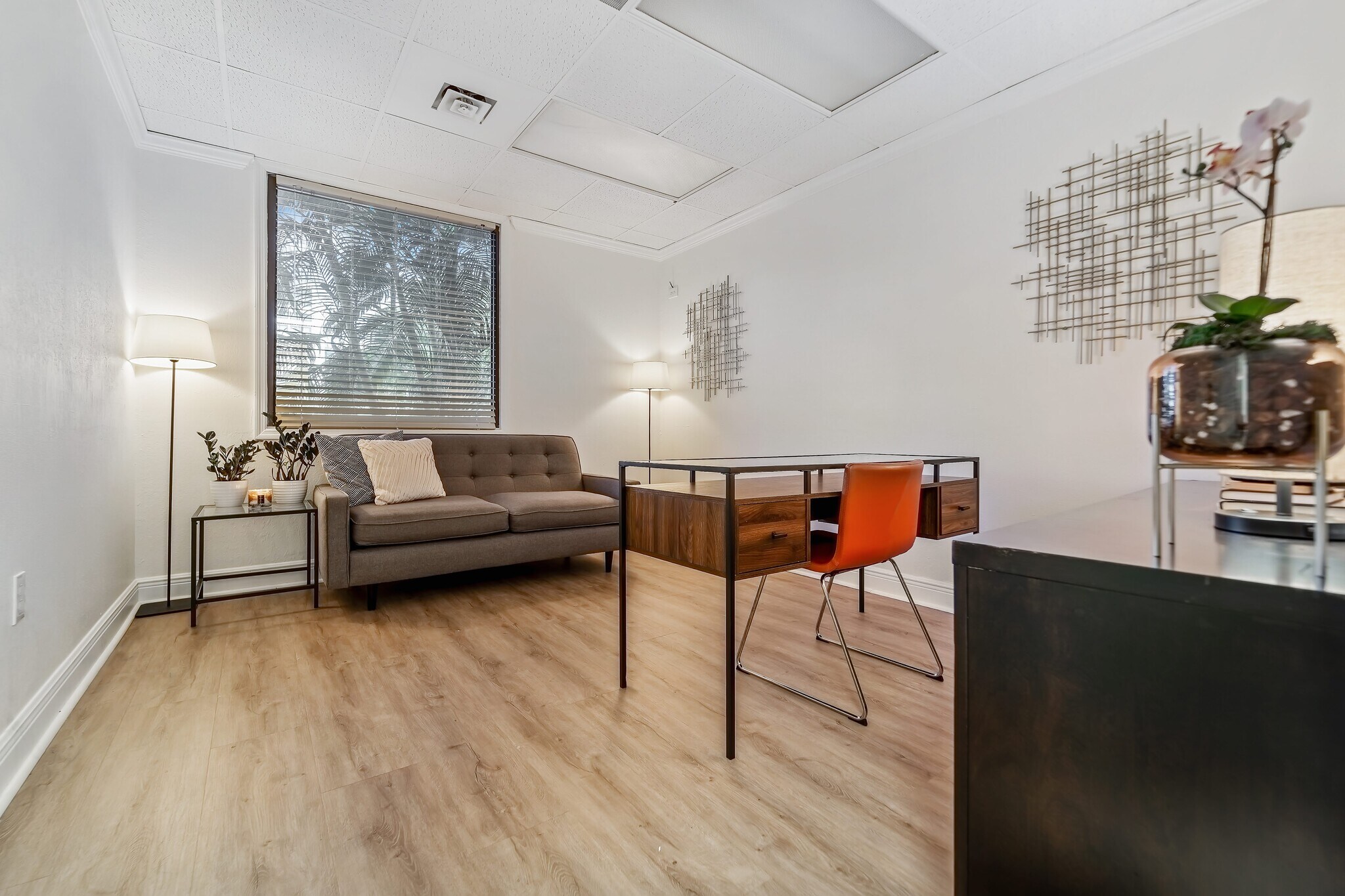 2005 Pan Am Cir, Tampa, FL à louer Photo principale– Image 1 sur 8