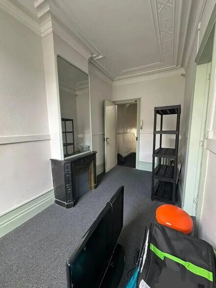 Bureau dans Bordeaux à louer - Photo de l’immeuble – Image 3 sur 4