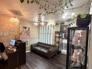 8140 Cook Rd, Richmond, BC à louer Photo intérieure– Image 2 sur 10