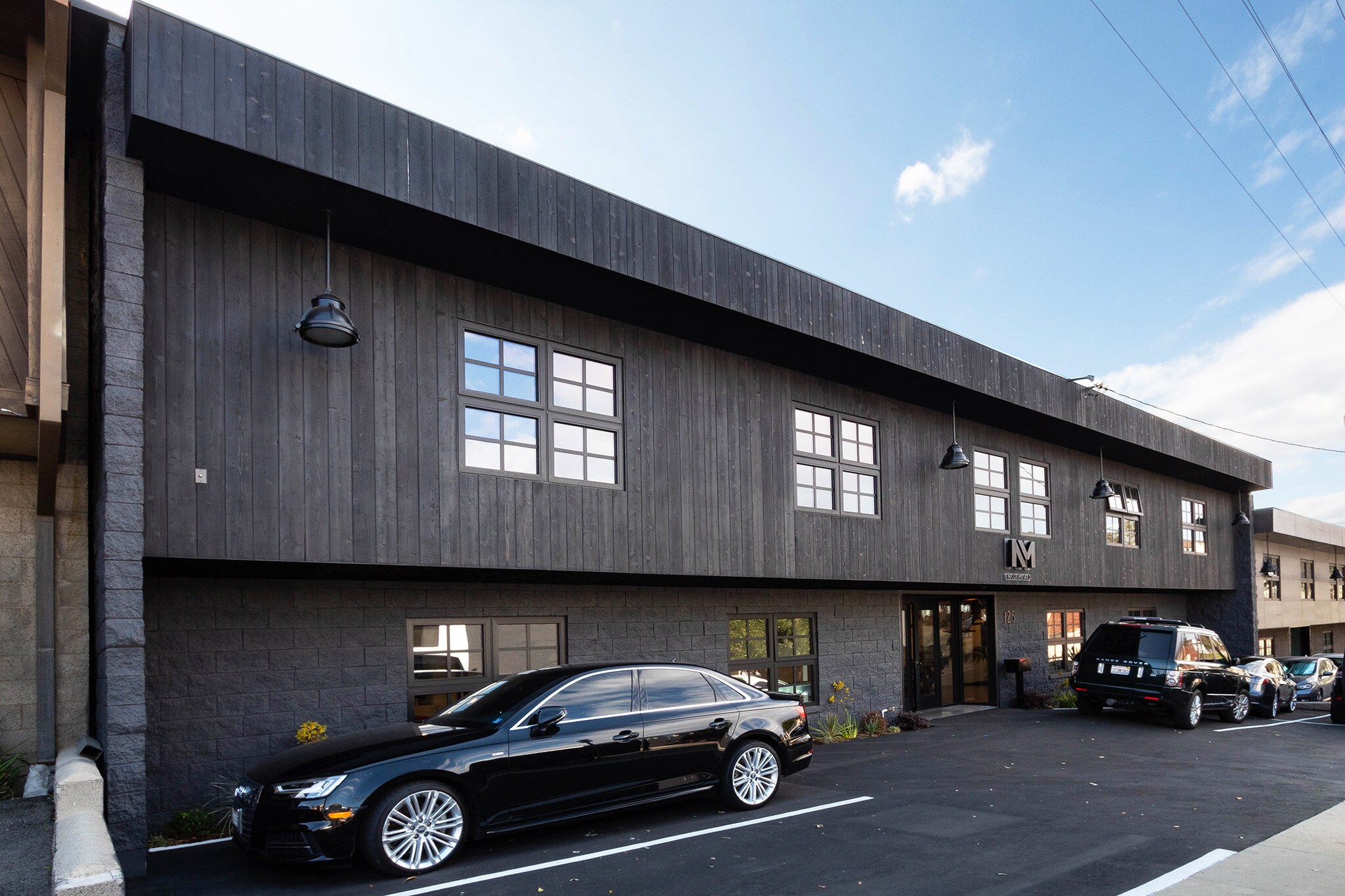 121-125 Sierra St, El Segundo, CA à louer Photo principale– Image 1 sur 15