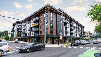 Plus de détails pour 107 Evans St, Duncan, BC - Logement à vendre