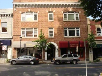 19 N Broadway, Tarrytown, NY à louer - Photo de l’immeuble – Image 3 sur 4
