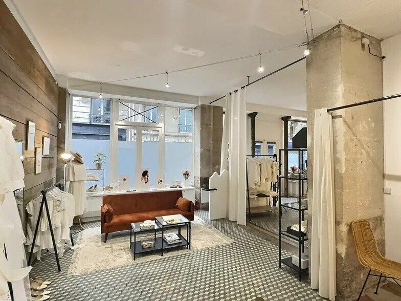 Bureau dans Paris à louer - Photo de l’immeuble – Image 2 sur 7