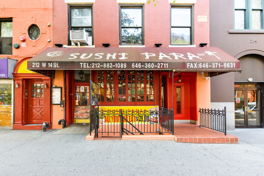 212 W 14th St, New York, NY à louer - Photo de l’immeuble – Image 1 sur 3