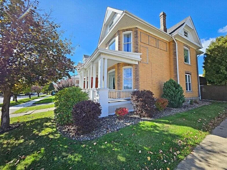 116 Center St, Saint Marys, PA à vendre - Photo de l’immeuble – Image 2 sur 35