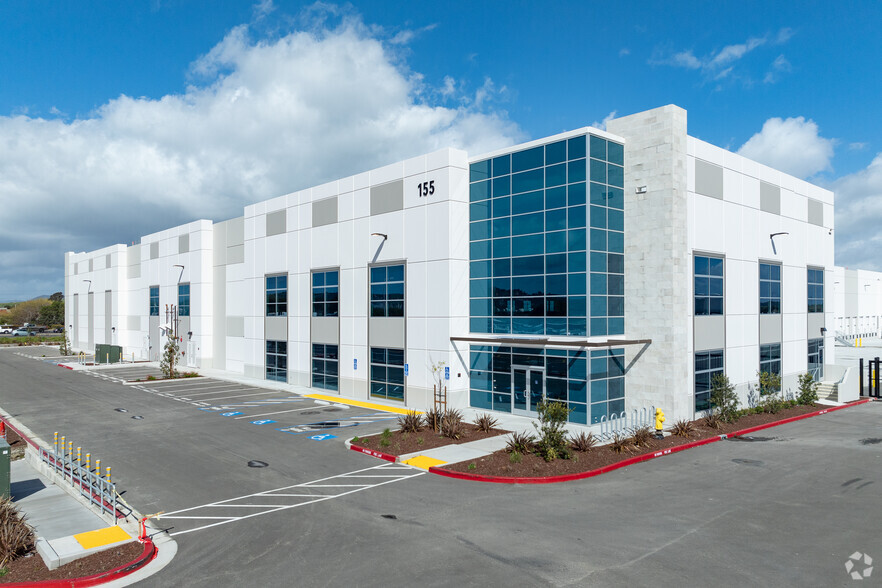 155 Parr Blvd, Richmond, CA à louer - Photo de l’immeuble – Image 1 sur 7