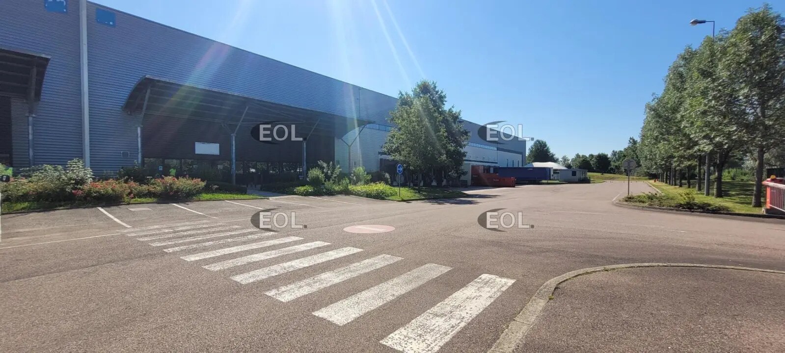 Industriel/Logistique dans Sevrey à louer Photo de l’immeuble– Image 1 sur 9