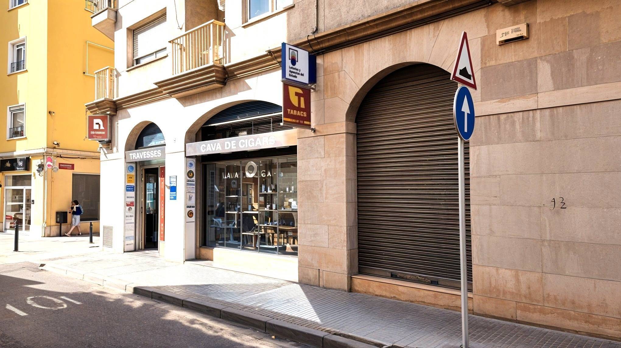 Immeuble residentiel dans Reus, Tarragona à vendre Photo intérieure– Image 1 sur 6