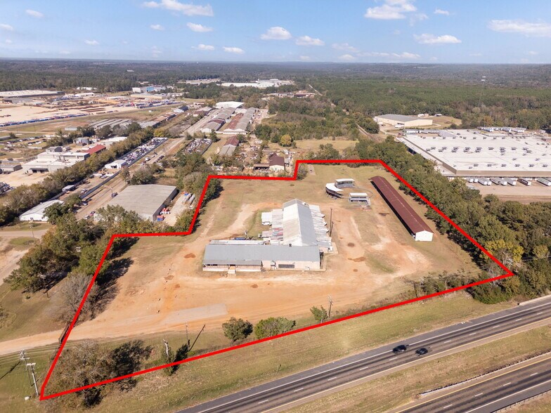 13087 Hwy 271 N, Tyler, TX à vendre - Photo de l’immeuble – Image 1 sur 66