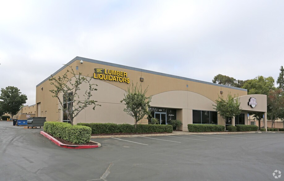 6253-6269 Southfront Rd, Livermore, CA à louer - Photo de l’immeuble – Image 1 sur 6