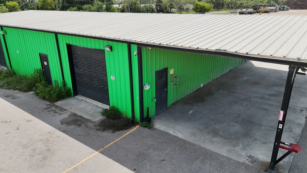 7050 Pennsylvania St, Fort Myers, FL à louer - Vidéo sur l’annonce professionnelle – Image 2 sur 8