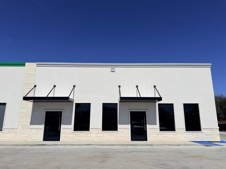2608 Alton Gloor blvd, Brownsville, TX à louer - Photo de l’immeuble – Image 2 sur 9
