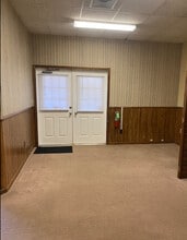 2700 S Roan St, Johnson City, TN à louer Photo intérieure– Image 2 sur 6