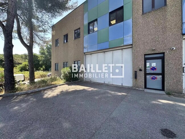 Plus de détails pour Industriel/Logistique à louer