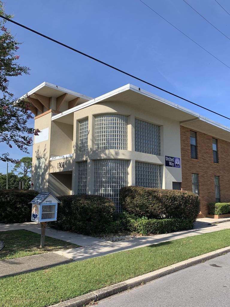 1301 Government St, Pensacola, FL à louer Photo principale– Image 1 sur 2
