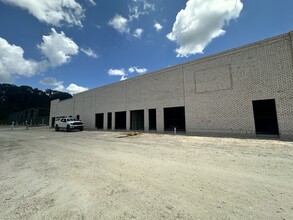4875 Warehouse Way, Cumming, GA à louer Photo intérieure– Image 1 sur 5