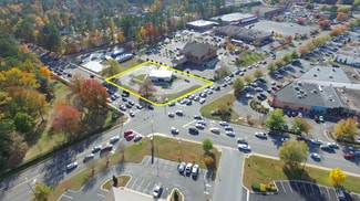 Plus de détails pour 700 E Arlington Blvd, Greenville, NC - Local commercial à vendre