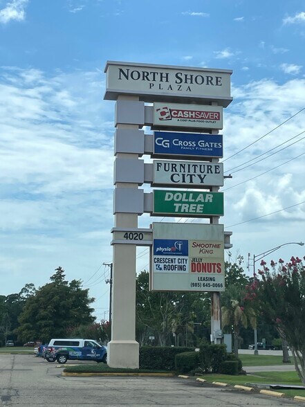 4000 Pontchartrain Dr, Slidell, LA à louer - Photo de l’immeuble – Image 2 sur 9