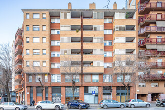 Plus de détails pour Carrer De Felip II, 9-19, Barcelone - Bureau/Local commercial à louer