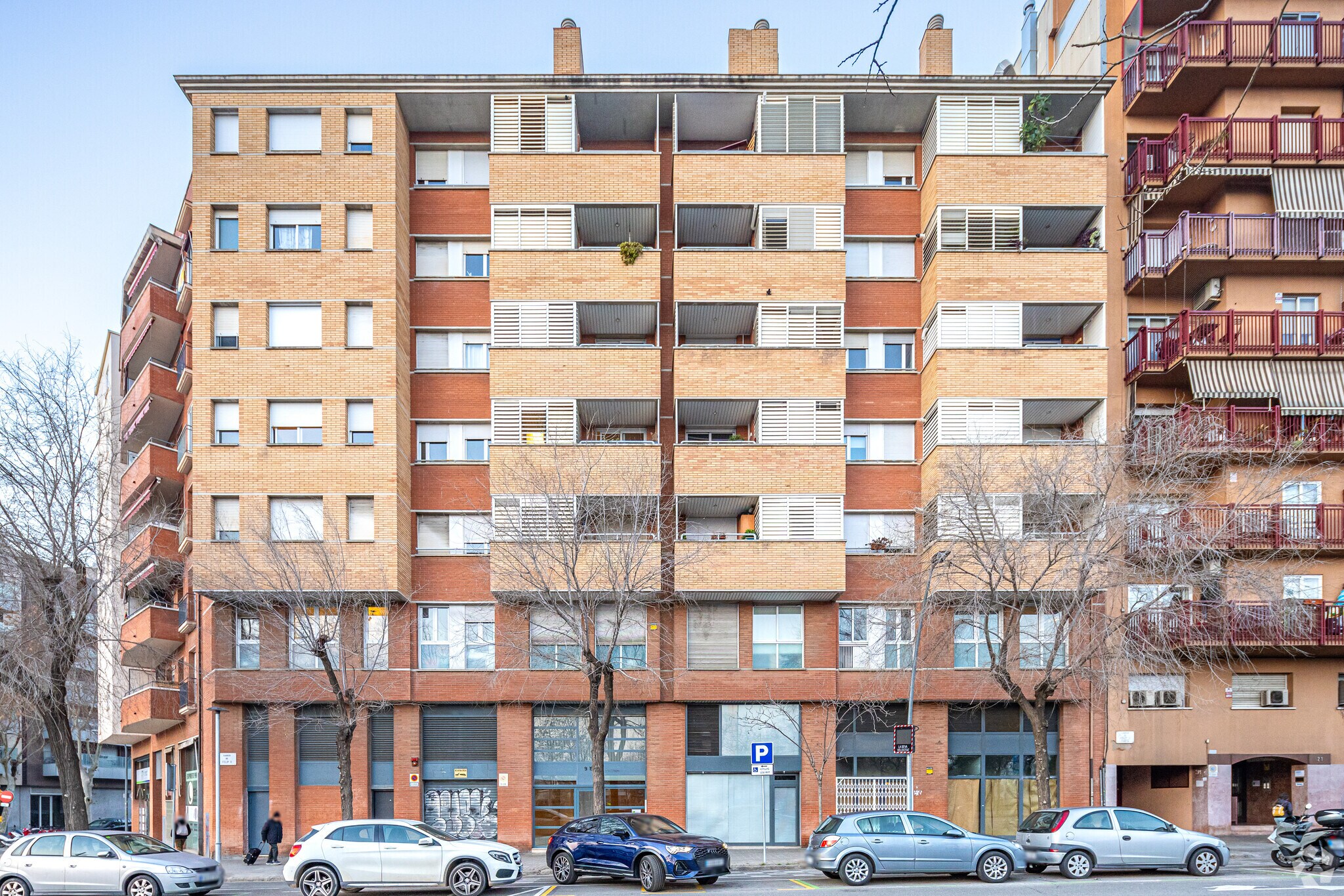 Carrer De Felip II, 9-19, Barcelone, Barcelona à louer Photo de l’immeuble– Image 1 sur 6