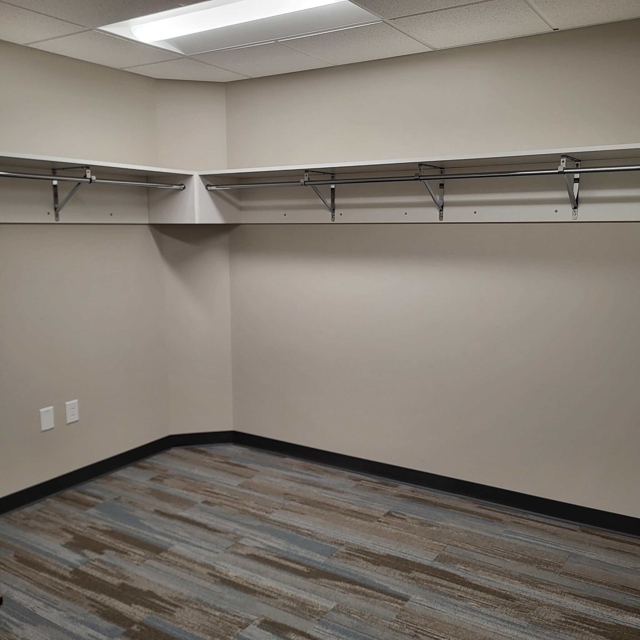 18077 River Rd, Noblesville, IN à louer Photo intérieure– Image 1 sur 16