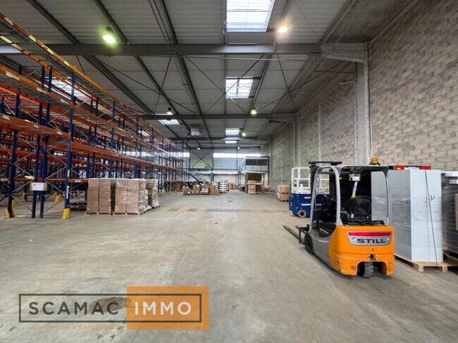 Plus de détails pour Industriel/Logistique à louer