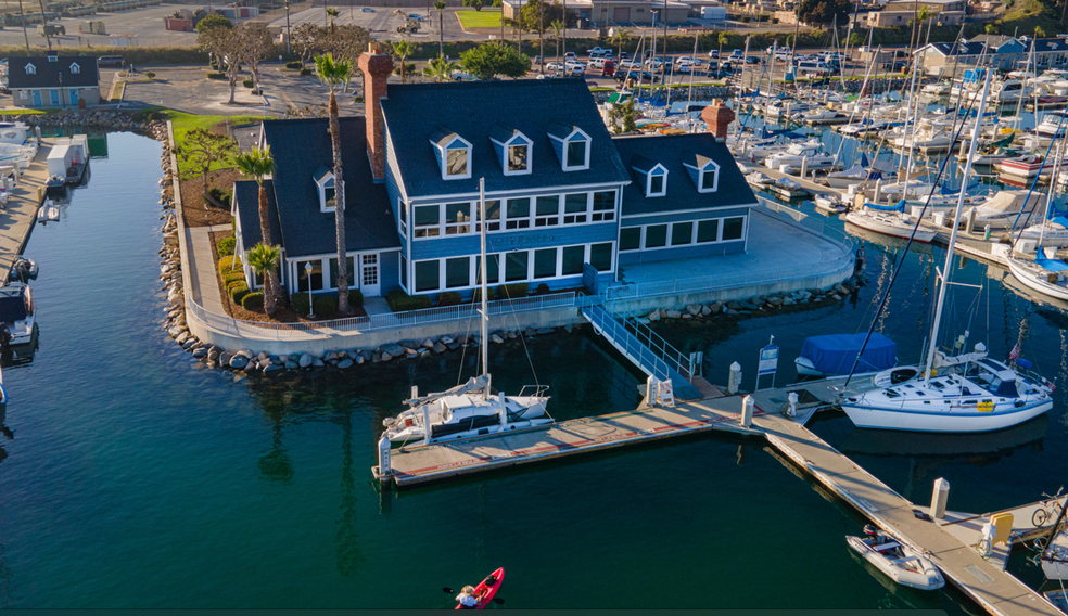 1900 Harbor Dr, Oceanside, CA à louer - Photo de l’immeuble – Image 2 sur 5