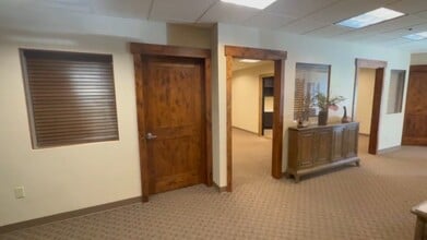 56 Edwards Village Blvd, Edwards, CO à louer - Vidéo sur l’annonce professionnelle 