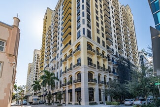 Plus de détails pour 701 S Olive Ave, West Palm Beach, FL - Local d'activités à louer