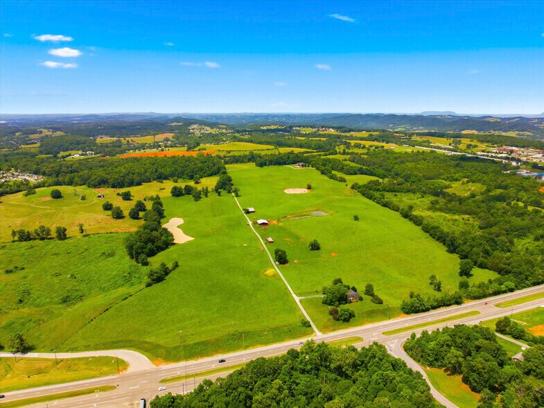 789 TN-92, Dandridge, TN à vendre - Photo de l’immeuble – Image 2 sur 91