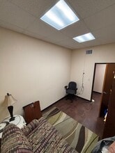 2515 McCullough Ave, San Antonio, TX à louer Photo de l’immeuble– Image 2 sur 2
