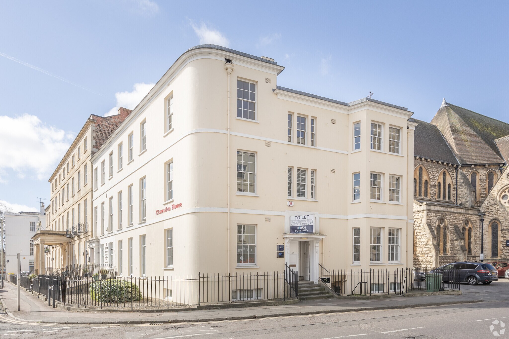 42 Clarence St, Cheltenham à louer Photo principale– Image 1 sur 15