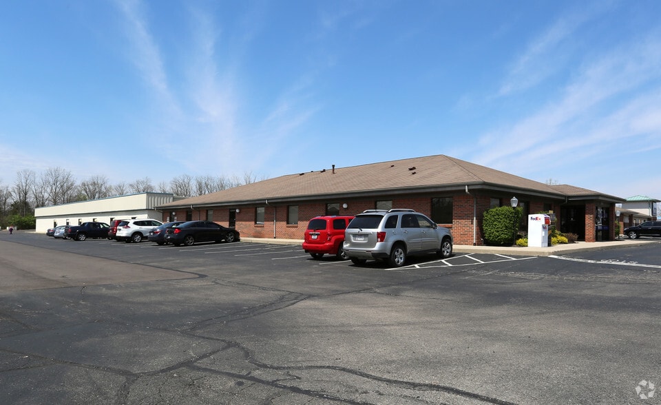 8555-8583 N Dixie Dr, Dayton, OH à louer - Photo principale – Image 1 sur 4