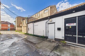 Plus de détails pour Parnall Rd, Bristol - Industriel/Logistique à vendre