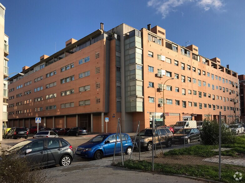 Local commercial dans Madrid, Madrid à louer - Photo principale – Image 1 sur 2