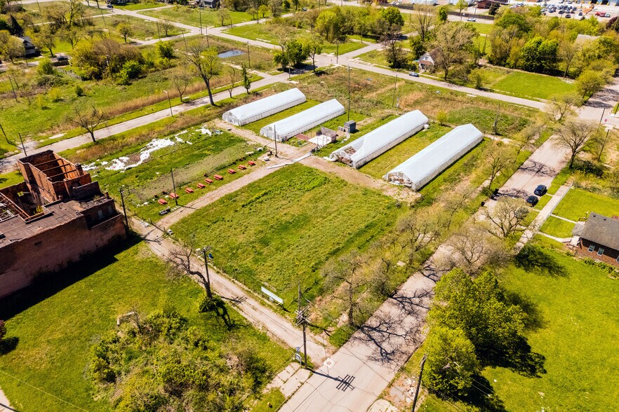 2280 Frederick St, Detroit, MI à vendre - Photo de l’immeuble – Image 3 sur 5